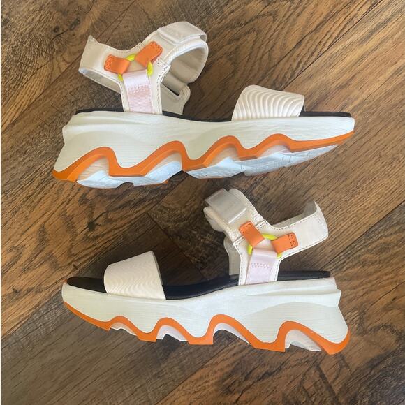 SOREL Kinetic Impact Y-Strap High Wedge Women's Sandals (6.5/EU37.5) - Picture 4 of 7